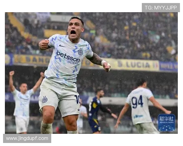 意甲国米2比1力克维罗纳巴雷拉造乌龙泽林斯基破门助国米取胜