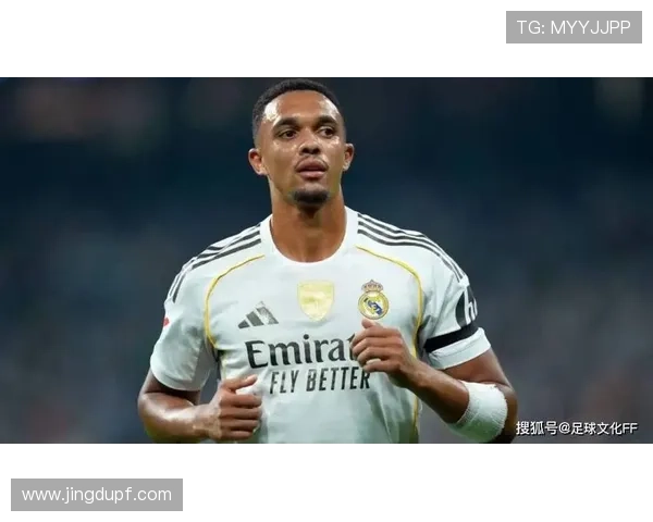 阿诺德复出将助巴尔韦德重返右后卫位置结束流亡状态